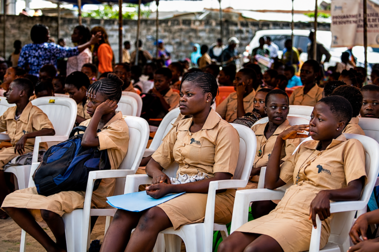 L’éducation des filles : un investissement pour toute la communauté